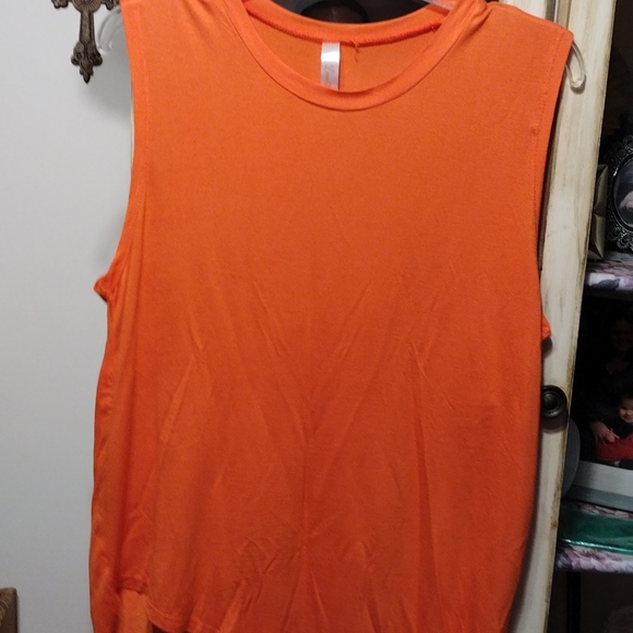 Women's shirt - Picture 1 of 3